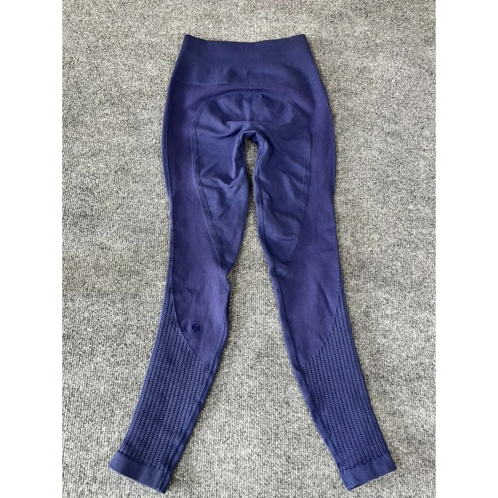 Lullulemon Womens Purple Leggings Yoga‎ Activewear Gym No size tag 2?